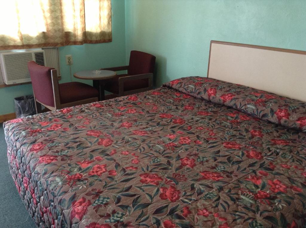 New Sea Breeze Motel Pleasantville Room photo